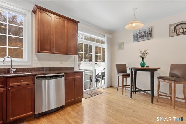 21 Crestview Lane 21, Danbury, CT 06810