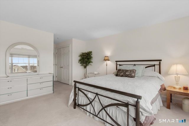 21 Crestview Lane 21, Danbury, CT 06810