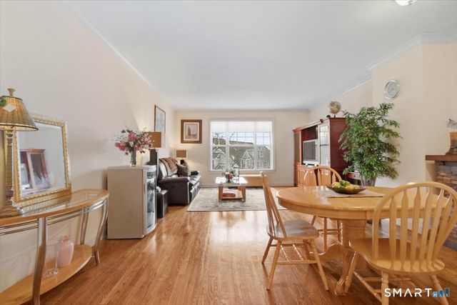 21 Crestview Lane 21, Danbury, CT 06810