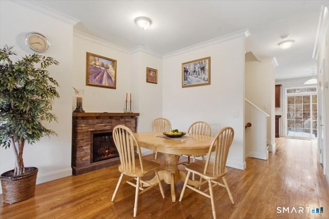 21 Crestview Lane 21, Danbury, CT 06810