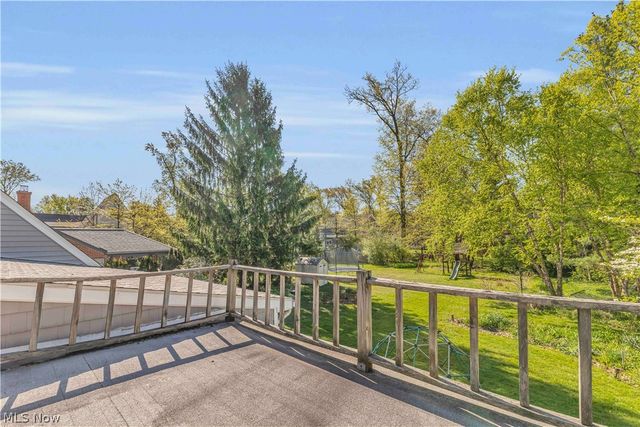 28405 Lincoln Road, Bay Village, OH 44140