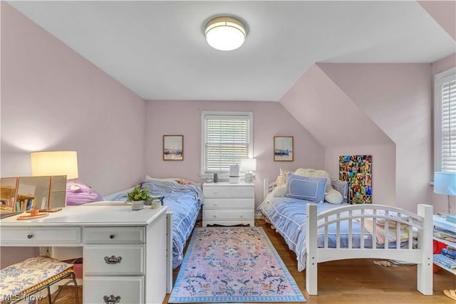 28405 Lincoln Road, Bay Village, OH 44140