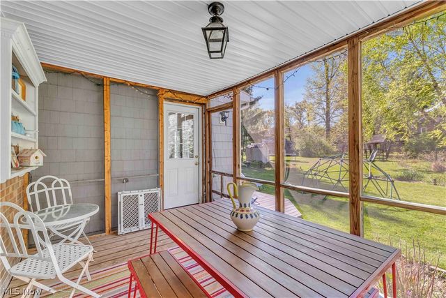 28405 Lincoln Road, Bay Village, OH 44140