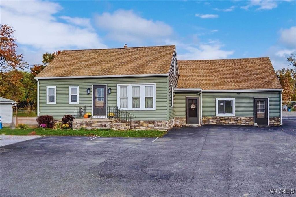 3958 Southwestern Boulevard, Orchard Park, NY 14127