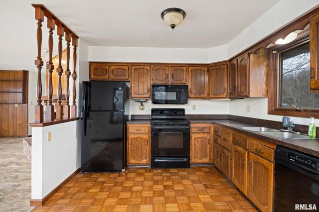 1 HOPEWELL Drive, Sparland, IL 61565