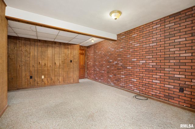 1 HOPEWELL Drive, Sparland, IL 61565