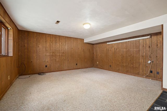 1 HOPEWELL Drive, Sparland, IL 61565