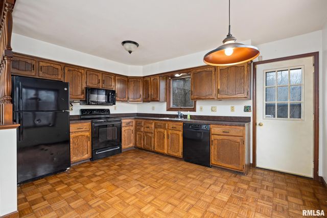 1 HOPEWELL Drive, Sparland, IL 61565