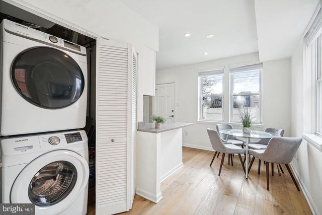 325 17TH ST SE, Washington, DC 20003