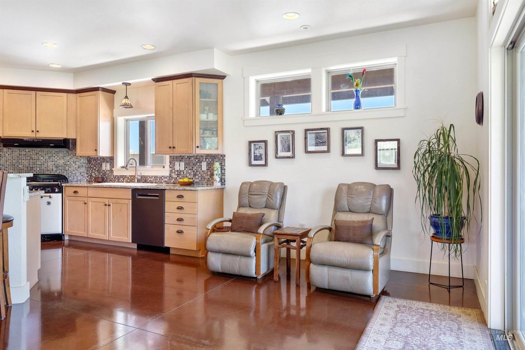 610 Cabarton Rd, Cascade, ID 83611 photo 21