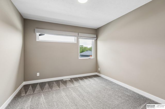 459 N Allen Street, Bennington, NE 68007