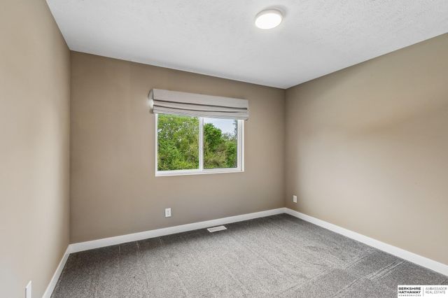 459 N Allen Street, Bennington, NE 68007