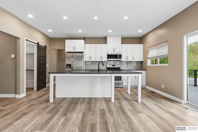 459 N Allen Street, Bennington, NE 68007