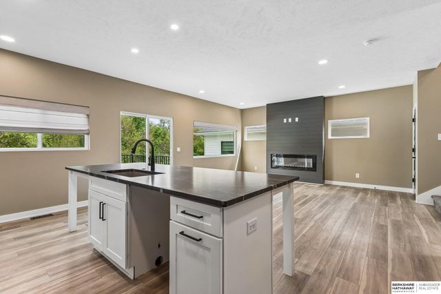 459 N Allen Street, Bennington, NE 68007
