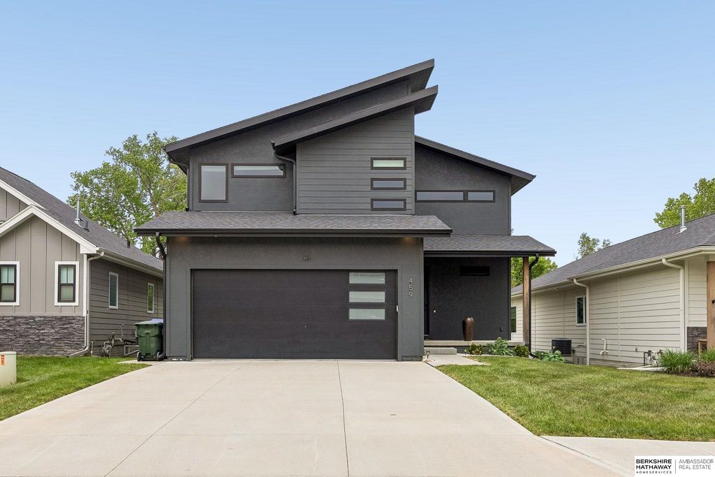 459 N Allen Street, Bennington, NE 68007