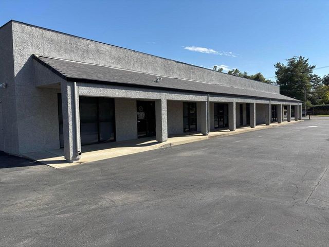 2030 Hartnell Avenue, Redding, CA 96002