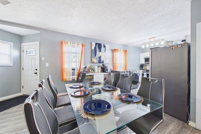 10 Ashley St, New Bedford, MA 02744