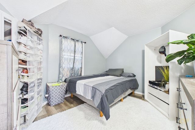 10 Ashley St, New Bedford, MA 02744