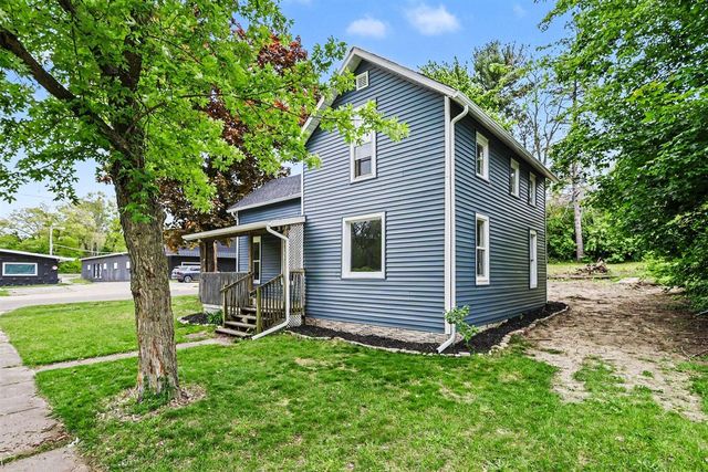 189 Banks Street, Coloma, MI 49038