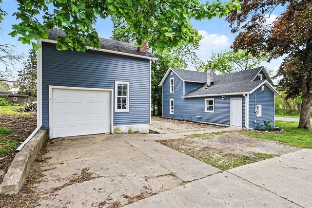 189 Banks Street, Coloma, MI 49038