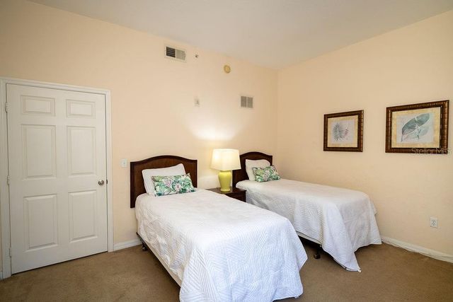 3050 PIRATES RETREAT COURT 208, Kissimmee, FL 34747