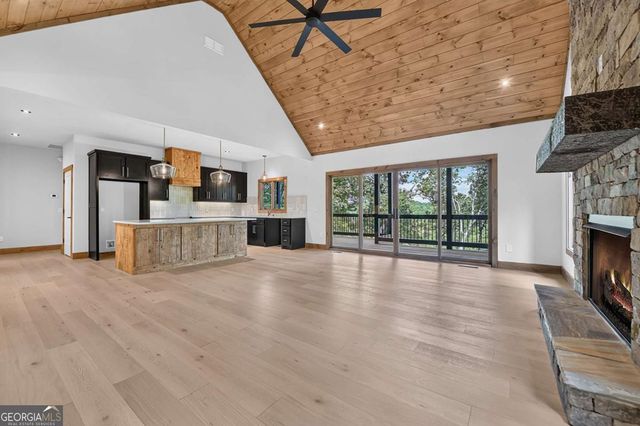 1729 Barnes Chapel Road, Blue Ridge, GA 30513