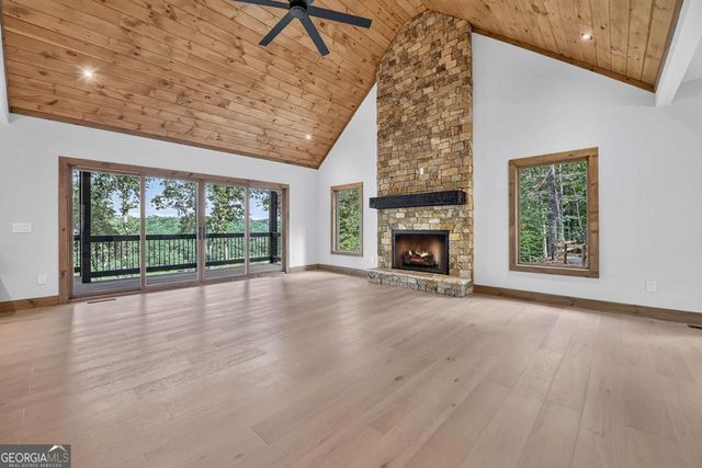 1729 Barnes Chapel Road, Blue Ridge, GA 30513