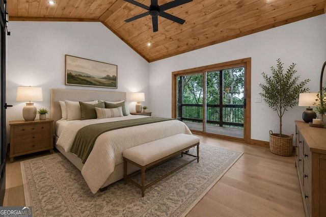 1729 Barnes Chapel Road, Blue Ridge, GA 30513