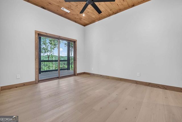 1729 Barnes Chapel Road, Blue Ridge, GA 30513