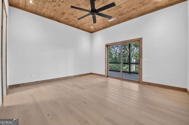 1729 Barnes Chapel Road, Blue Ridge, GA 30513