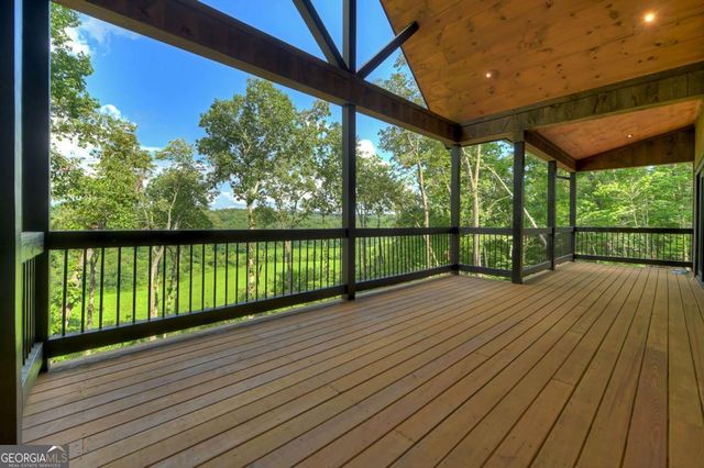 1729 Barnes Chapel Road, Blue Ridge, GA 30513