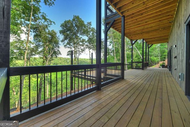 1729 Barnes Chapel Road, Blue Ridge, GA 30513