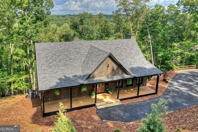 1729 Barnes Chapel Road, Blue Ridge, GA 30513
