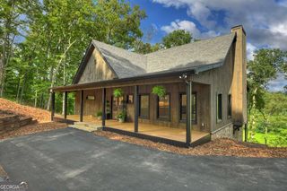 1729 Barnes Chapel Road, Blue Ridge, GA 30513