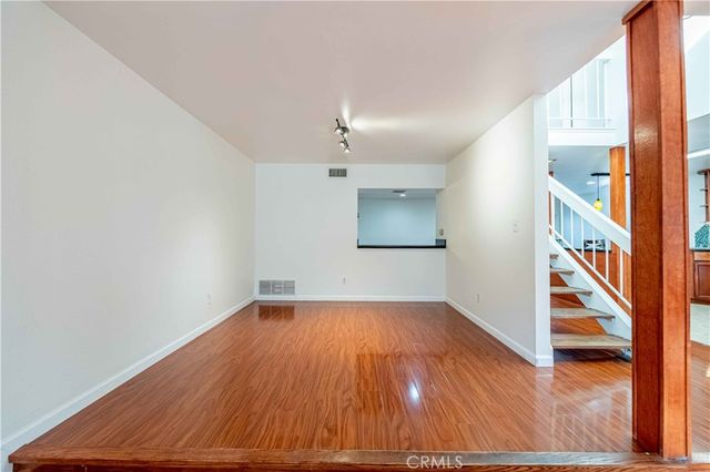 10055 Larwin 3, Chatsworth, CA 91311