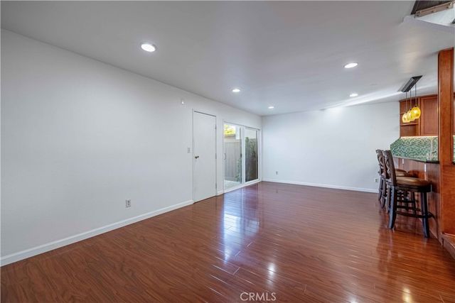 10055 Larwin 3, Chatsworth, CA 91311