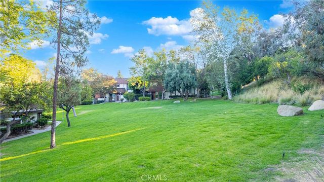 10055 Larwin 3, Chatsworth, CA 91311