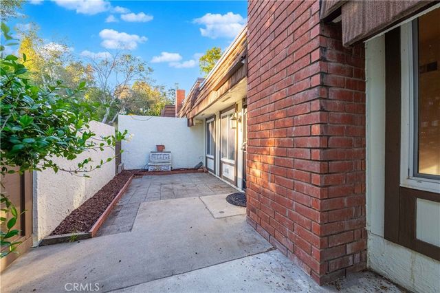 10055 Larwin 3, Chatsworth, CA 91311