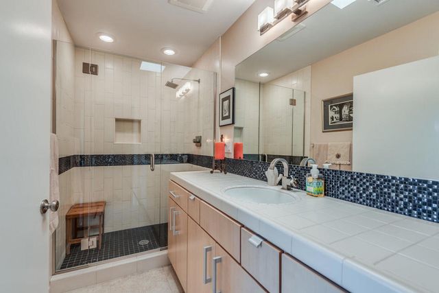 84 La Ronda Drive, Rancho Mirage, CA 92270