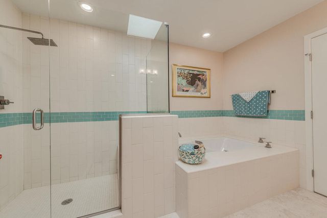 84 La Ronda Drive, Rancho Mirage, CA 92270