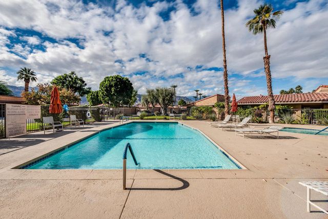 84 La Ronda Drive, Rancho Mirage, CA 92270