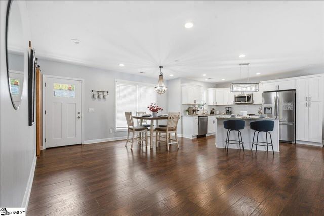 833 N Franklin Road, Greenville, SC 29617