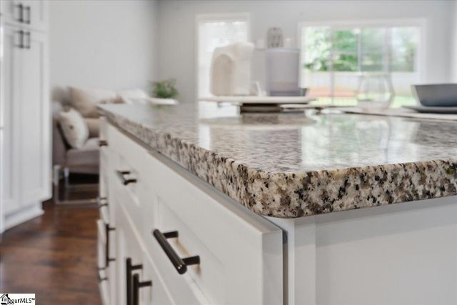 833 N Franklin Road, Greenville, SC 29617