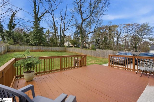 833 N Franklin Road, Greenville, SC 29617