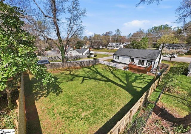 833 N Franklin Road, Greenville, SC 29617