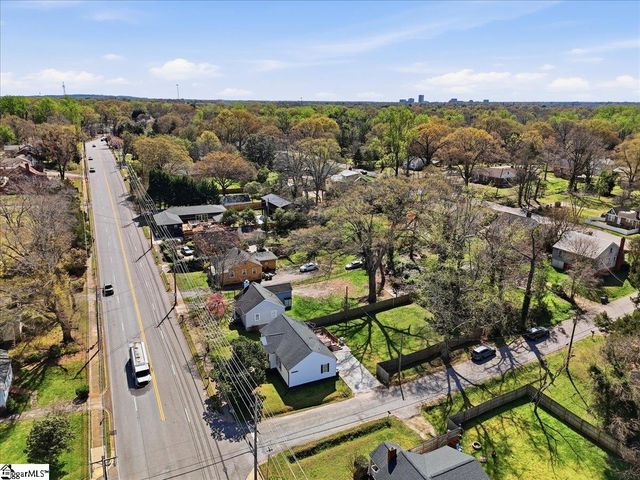 833 N Franklin Road, Greenville, SC 29617