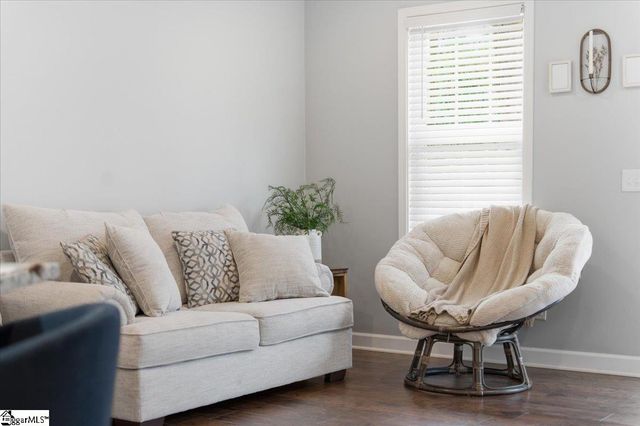 833 N Franklin Road, Greenville, SC 29617