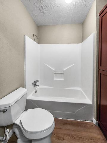 137 County Road 3431, Cleveland, TX 77327