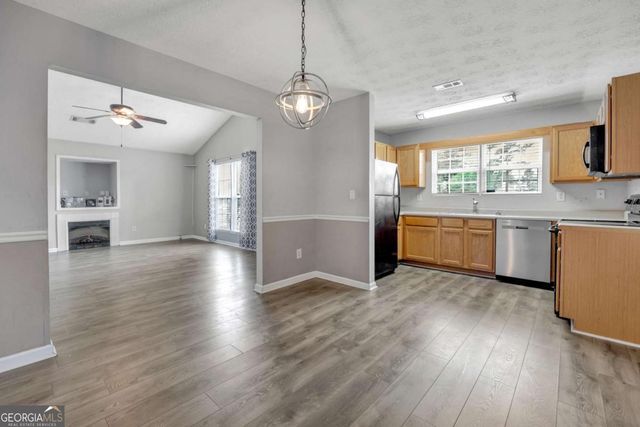 572 Clydes Way, Jackson, GA 30233