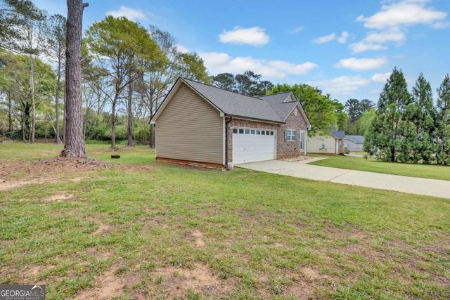572 Clydes Way, Jackson, GA 30233